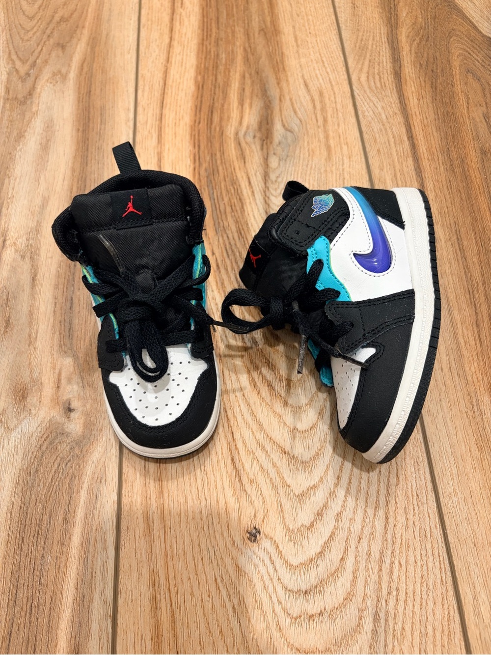 Jordan 1 MID Kids High-Top Sneakers in Black, White, Teal & Purple